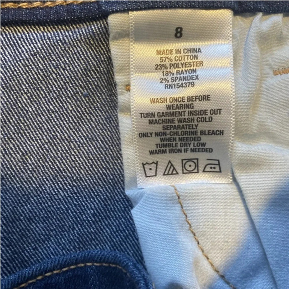 Aeropostale Sz. 8 Women’s Jean Bermuda Shorts zipper Button Closure Nice Cond - Picture 9 of 10